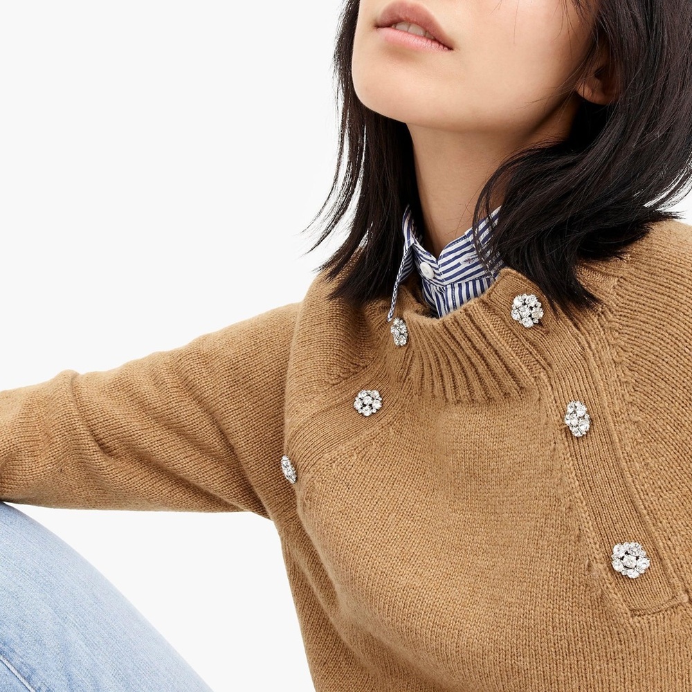 CREWNECK SWEATER WITH JEWELED BUTTONS - Picture 5 of 13